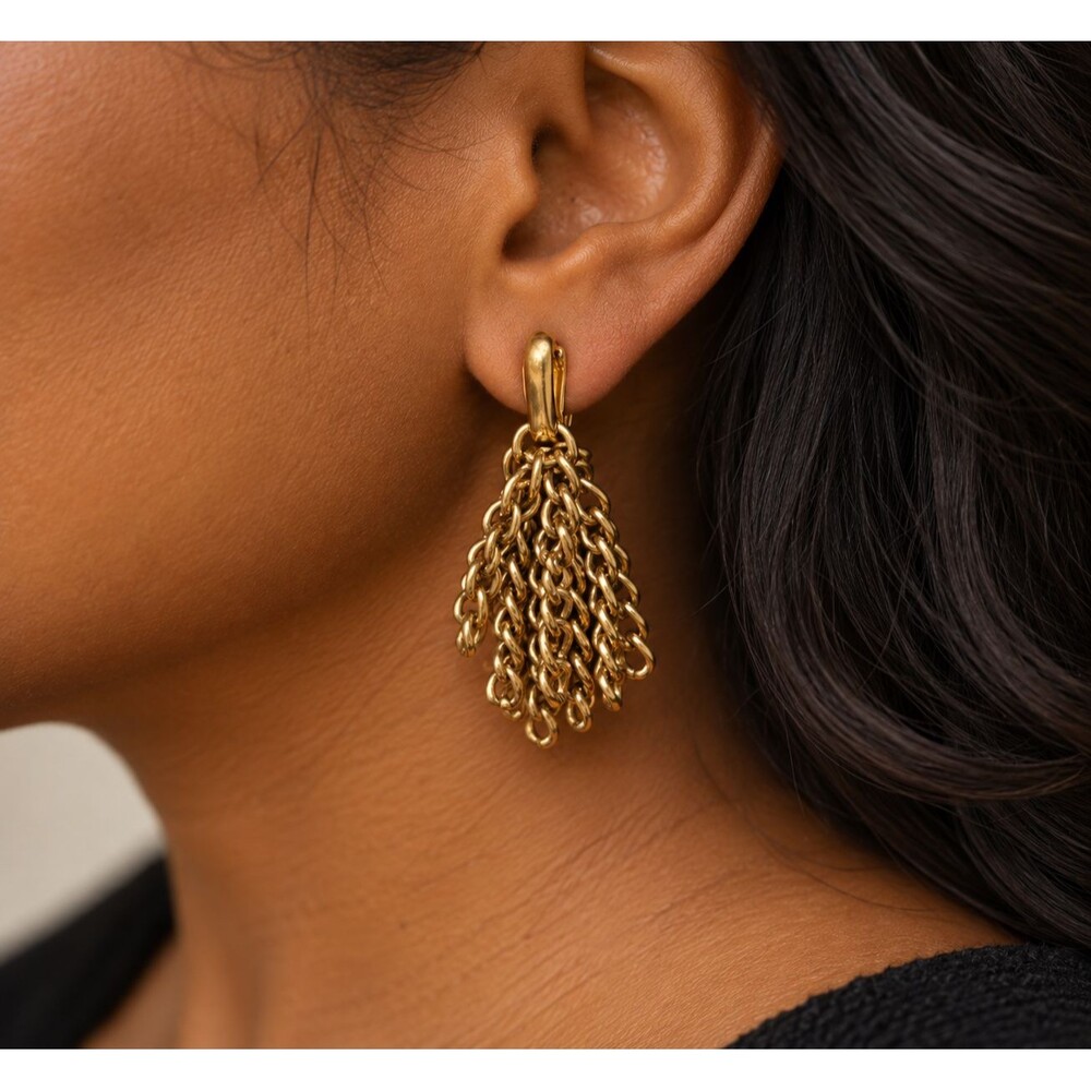 Vtg Gold Tone Chain Tassel Clip-On Earrings Statement Fringe Dangle Jewelry